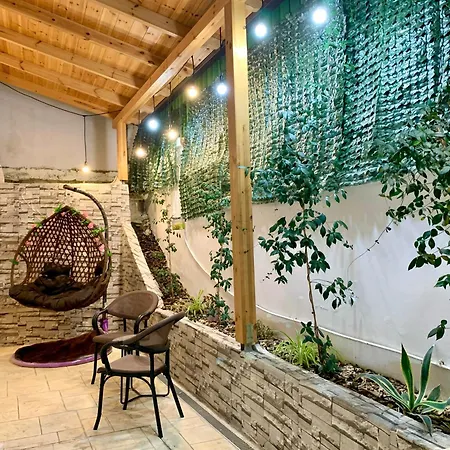 Apartment Modern Family-size With Private Veranda-5min To The *