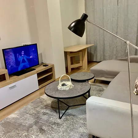 Modern Family-size With Private Veranda-5min To The *