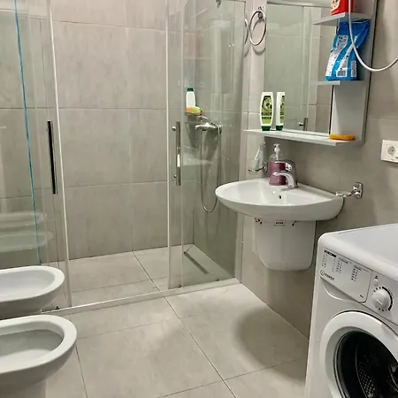 Apartment Modern Family-size With Private Veranda-5min To The *