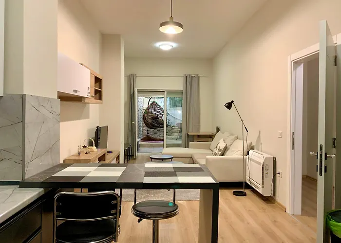 Appartement Modern Family-size With Private Veranda-5min To The *