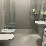 Apartmán Modern Family-size With Private Veranda-5min To The Tirana