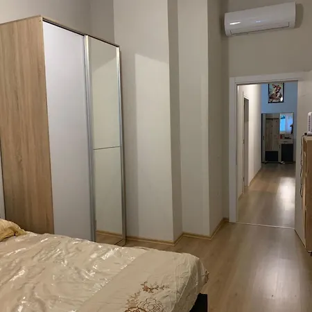 Modern Family-size With Private Veranda-5min To The Lägenhet