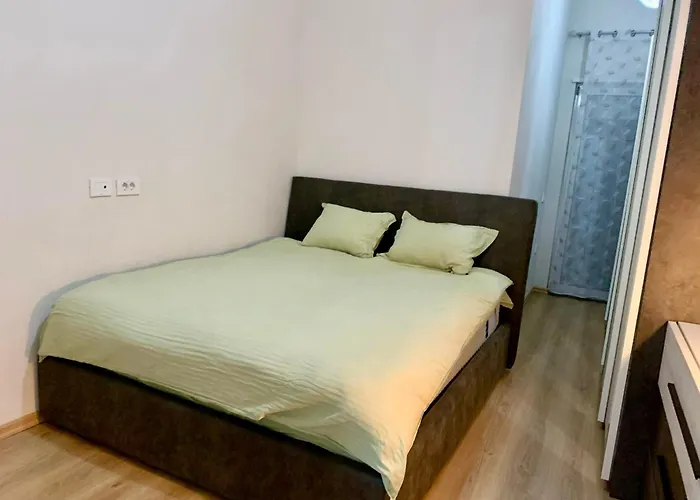 Appartamento Modern Family-size With Private Veranda-5min To The *