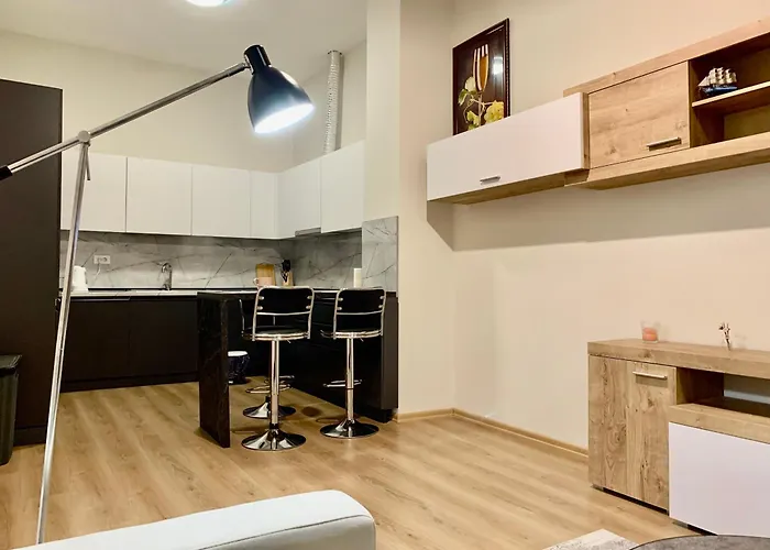 Appartement Modern Family-size With Private Veranda-5min To The